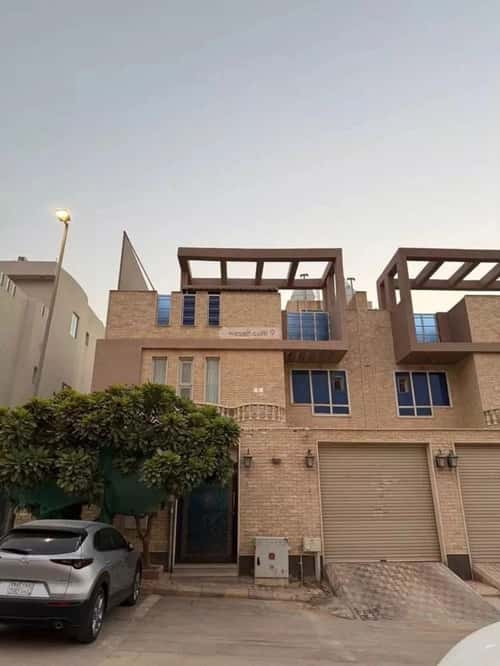 فيلا 281.25 متر مربع شرقية على شارع 15م الربوة، وسط الرياض، الرياض