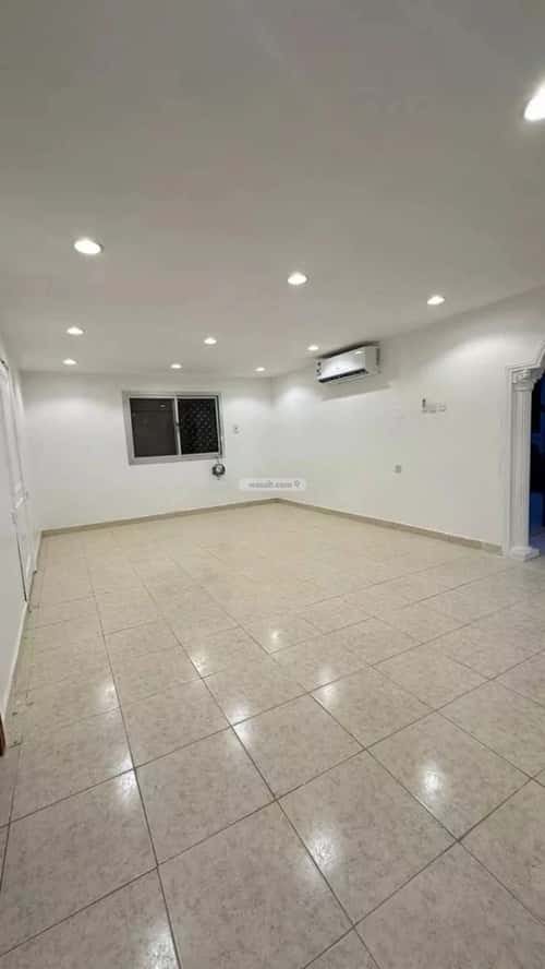 Villa 300 SQM Facing East with 9 Bedrooms Ar-Rabwah, Central Riyadh, Riyadh
