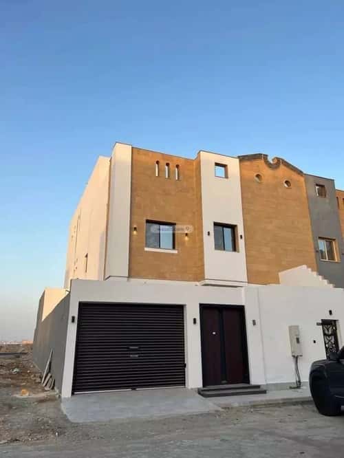 فيلا 250 متر مربع غربية على شارع 16م الصواري، شمال جدة، جدة