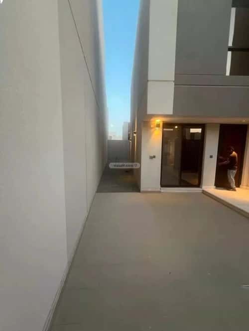 Villa 312 SQM Facing North with 8 Bedrooms Al Falah, East Jeddah, Jeddah