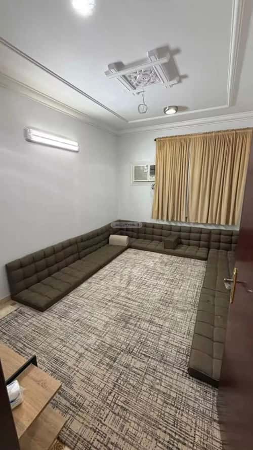 شقة 1050 متر مربع ب 5 غرف ظهرة لبن، غرب الرياض، الرياض
