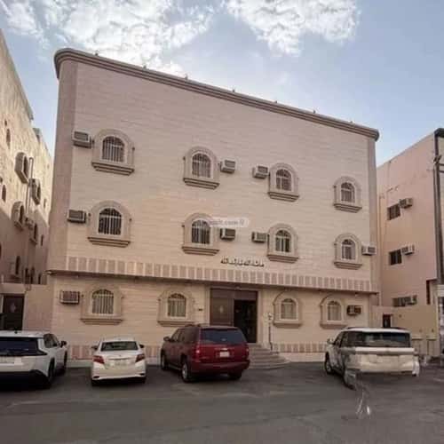 عمارة 615.84 متر مربع واجهة شرقية القيم الأعلى، الطائف