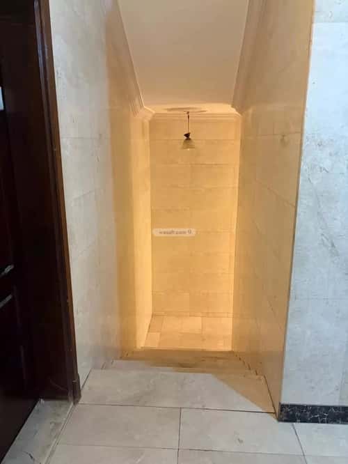 Apartment 212.1 SQM with 5 Bedrooms Alshawkia, Makkah Al Mukarramah
