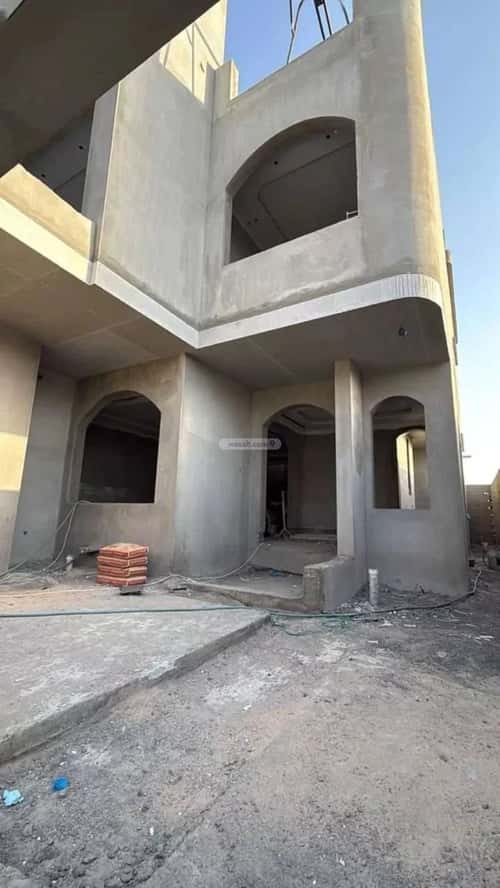 فيلا 250 متر مربع شرقية على شارع 15م الشراع، شمال جدة، جدة
