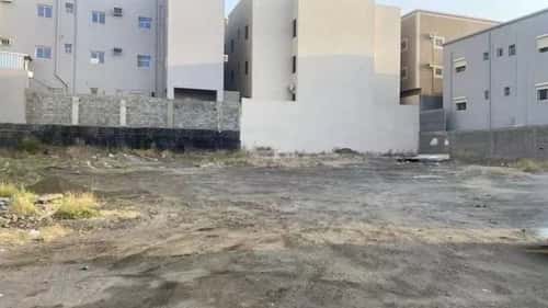 Land 700 SQM Facing North on 25m Width Street Al Ghadeer, Abha