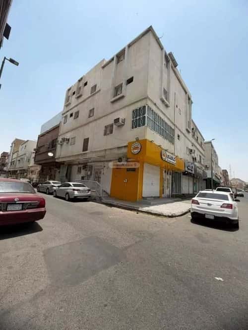 عمارة 130 متر مربع واجهة جنوبية الشهداء الجنوبية، الطائف