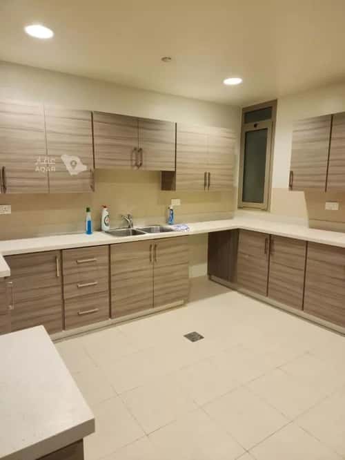 Apartment 240.6 SQM with 4 Bedrooms Al Dhahran, Alzahran
