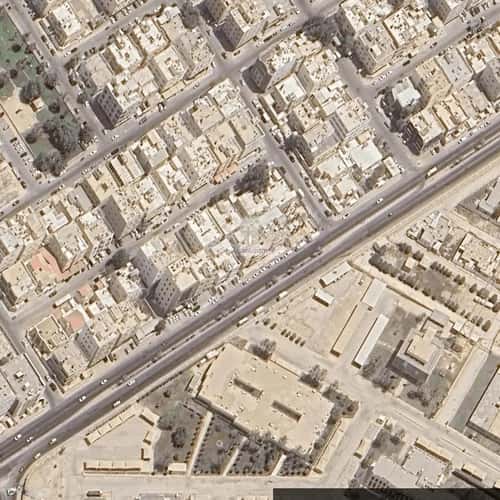 Apartment 1000 SQM with 2 Bedrooms Al Tubeshy, Aldammam