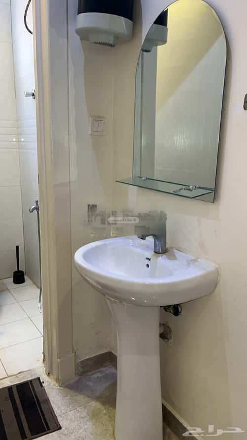Apartment 300 SQM with 3 Bedrooms Ar-Rimal, East Riyadh, Riyadh