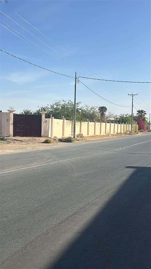 Land 633.64 SQM Facing East on 20m Width Street Al-Hajira, Alttayif