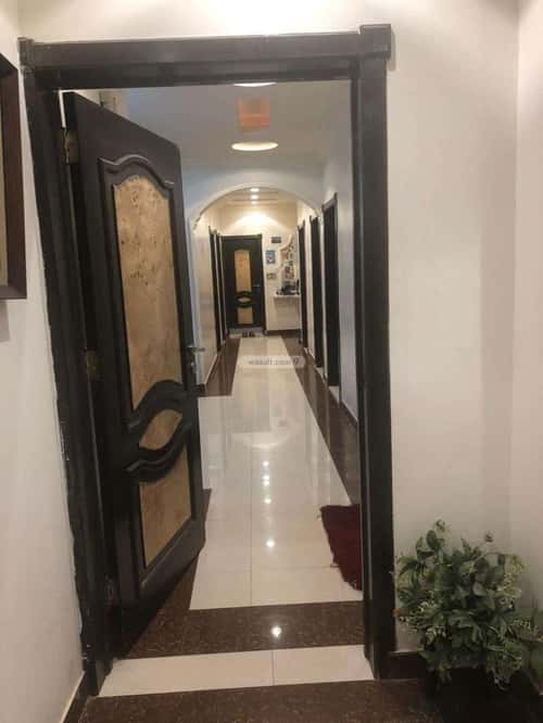 Apartment 1203.77 SQM with 5 Bedrooms Dahrat Laban, West Riyadh, Riyadh