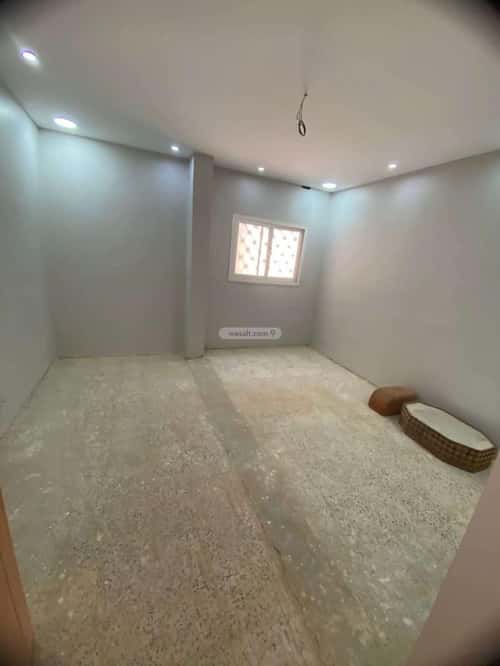 Floor 400 SQM with 5 Bedrooms An Nahdah, Al Kharj