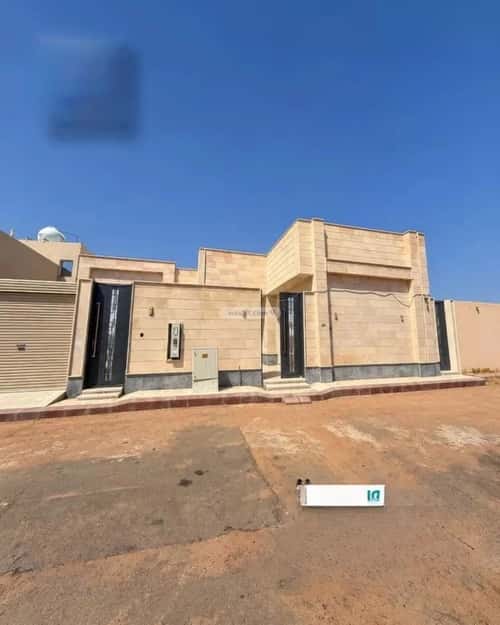 دور 440 متر مربع ب 8 غرف قفار، حائل