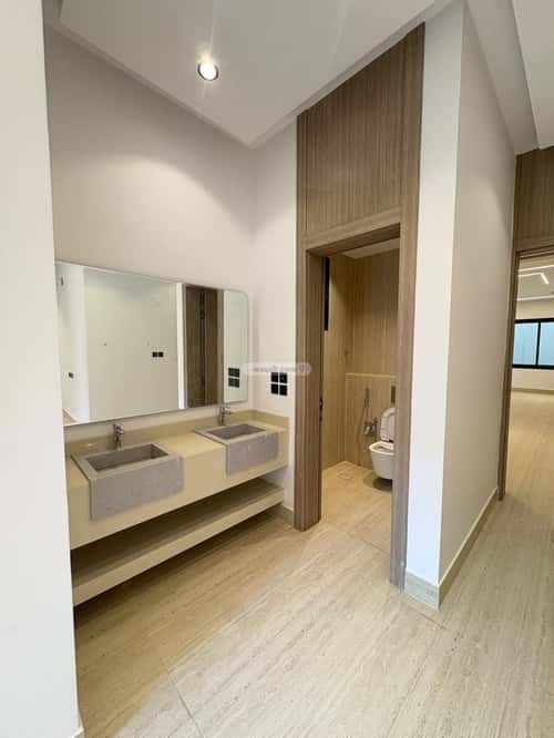 Floor with 4 Bedrooms Al- Nadwah, East Riyadh, Riyadh