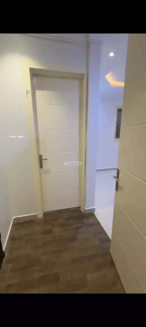 Apartment 600 SQM with 3 Bedrooms Al-Mahdiyah, West Riyadh, Riyadh