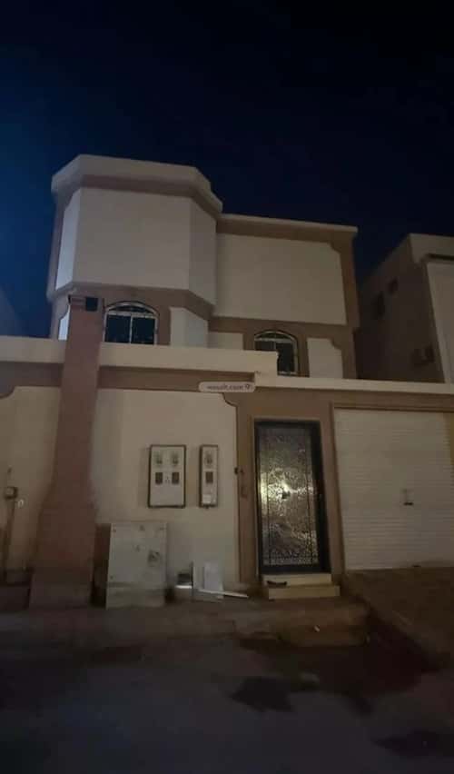 Floor 360 SQM with 5 Bedrooms Al-Qadisiyah, East Riyadh, Riyadh