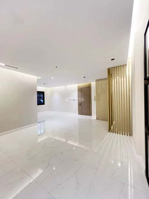 Apartment 625 SQM with 3 Bedrooms Mugharazat, North Riyadh, Riyadh