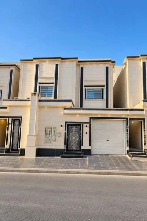 Villa 323.34 SQM Facing West on 20m Width Street Al-Muanisiyah, East Riyadh, Riyadh