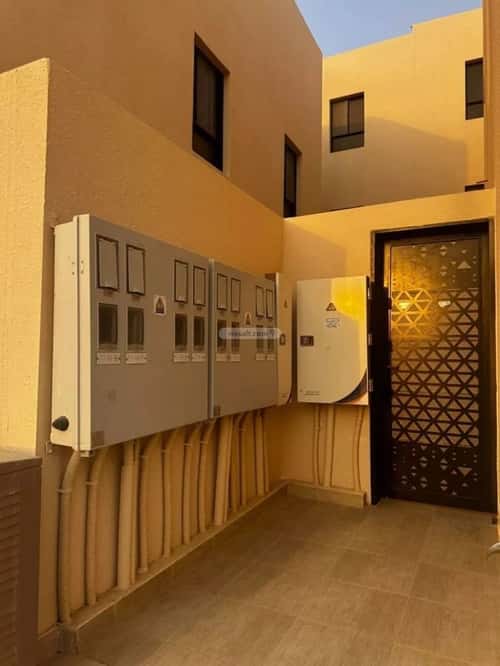 عمارة 625 متر مربع واجهة شرقية طويق، غرب الرياض، الرياض