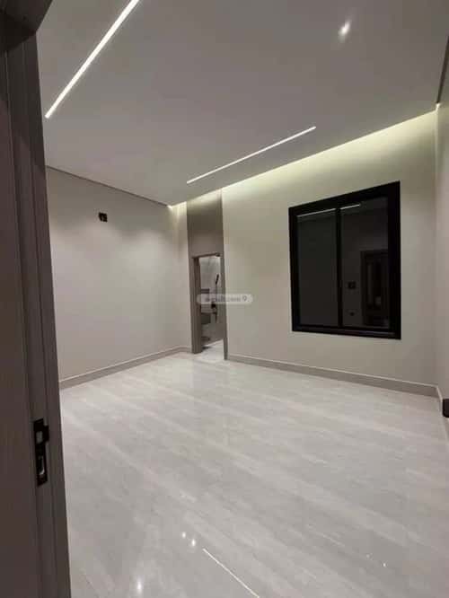 Floor 195.59 SQM with 5 Bedrooms Al-Janadriyah, East Riyadh, Riyadh