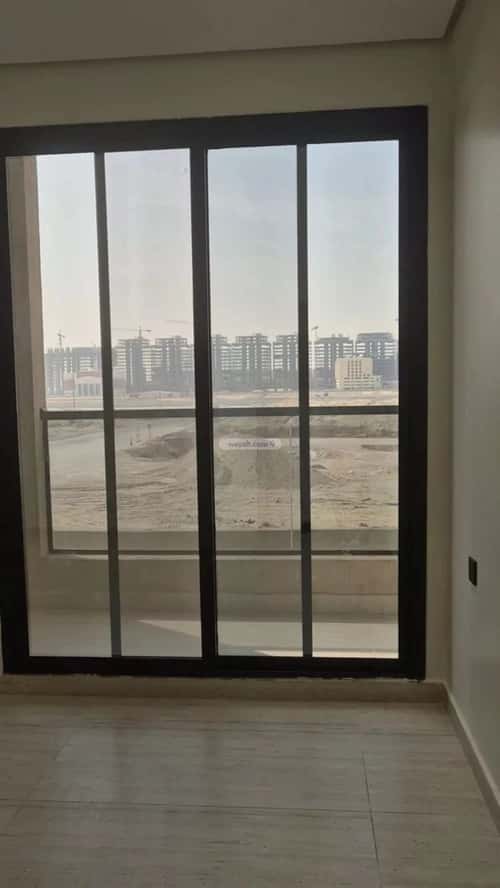Apartment 212.92 SQM with 5 Bedrooms King Fahad Dist, Aldammam