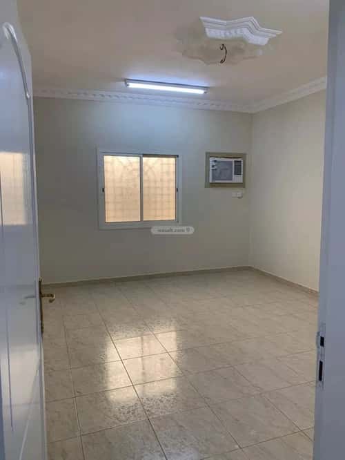 Building 915 SQM Hay Al Mubaoth, Madinah