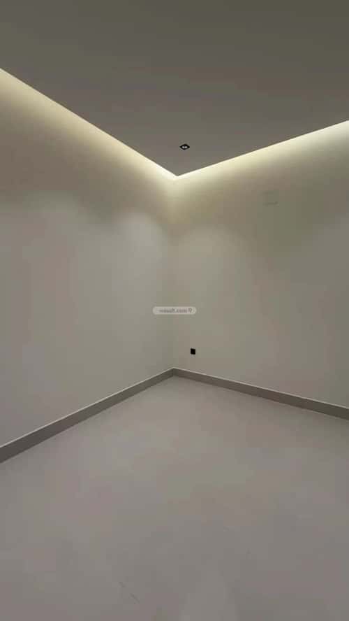 Villa 205.96 SQM Facing East on 20m Width Street Al-Mahdiyah, West Riyadh, Riyadh