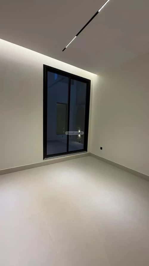 Villa 205.96 SQM Facing East on 20m Width Street Al-Mahdiyah, West Riyadh, Riyadh