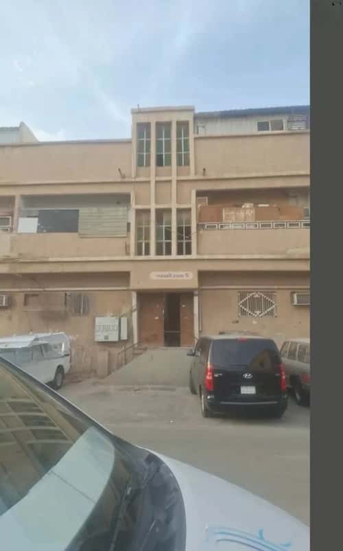 Building 240 SQM Facing South Ghubaira, Central Riyadh, Riyadh