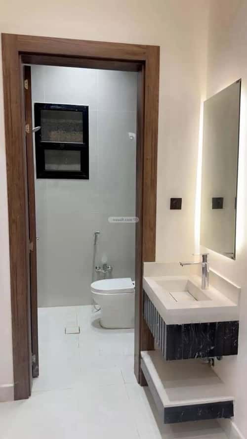 Floor 200.32 SQM with 3 Bedrooms Al- Nadwah, East Riyadh, Riyadh