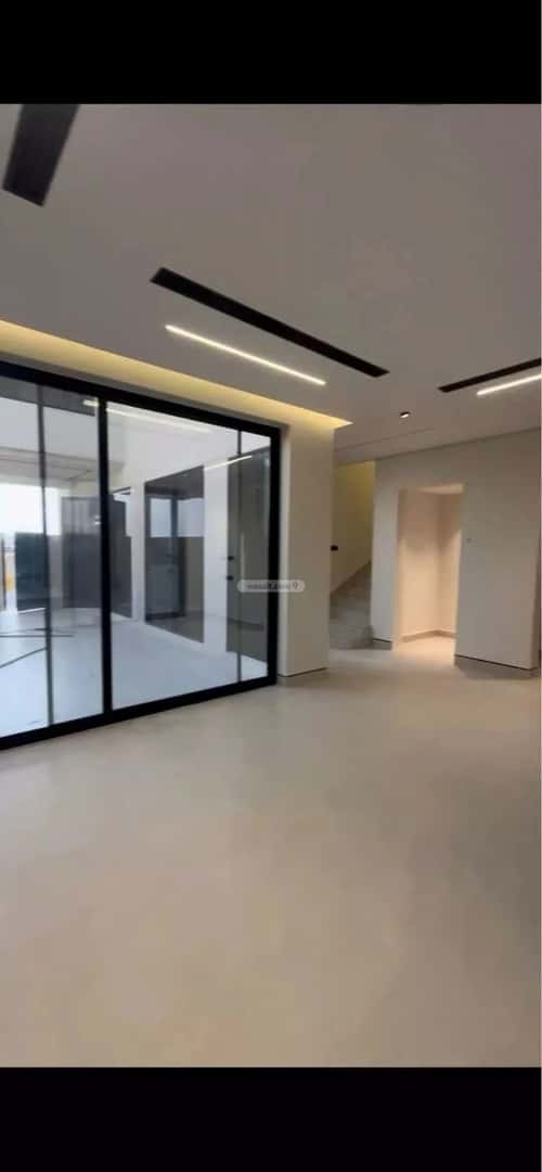 Villa 340.09 SQM Facing South East on 15m Width Street Al-Mahdiyah, West Riyadh, Riyadh