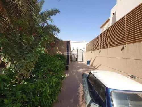 Rest House 375 SQM Facing East on 15m Width Street Al Faisaliyah, Diriyah