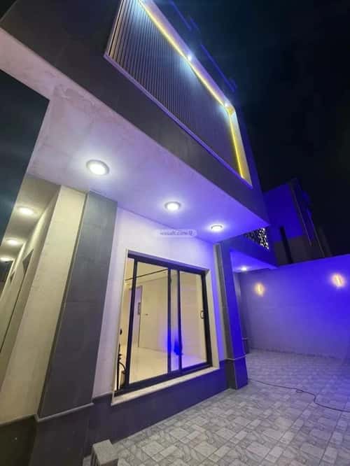 فيلا 375 متر مربع غربية على شارع 18م السيف، الدمام