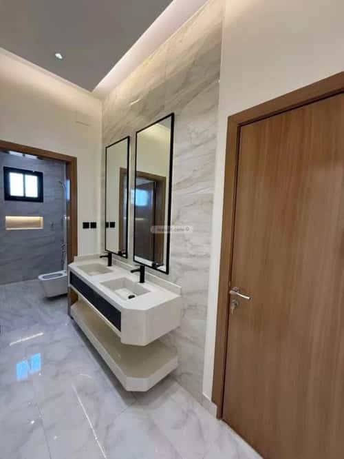 Floor 450 SQM with 6 Bedrooms The Housing District, Alttayif