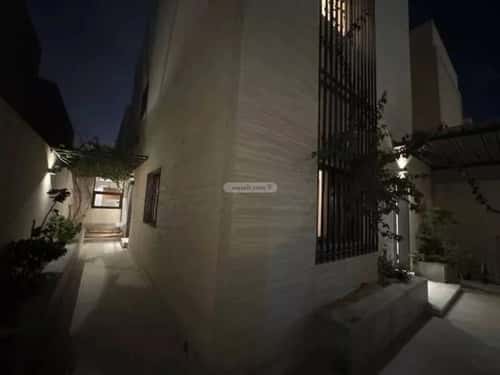 Villa 200 SQM Facing East on 18m Width Street Al-Muanisiyah, East Riyadh, Riyadh