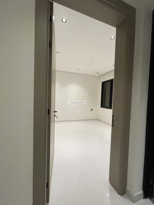 Apartment 204.12 SQM with 5 Bedrooms Al Tahlyah, Khobar