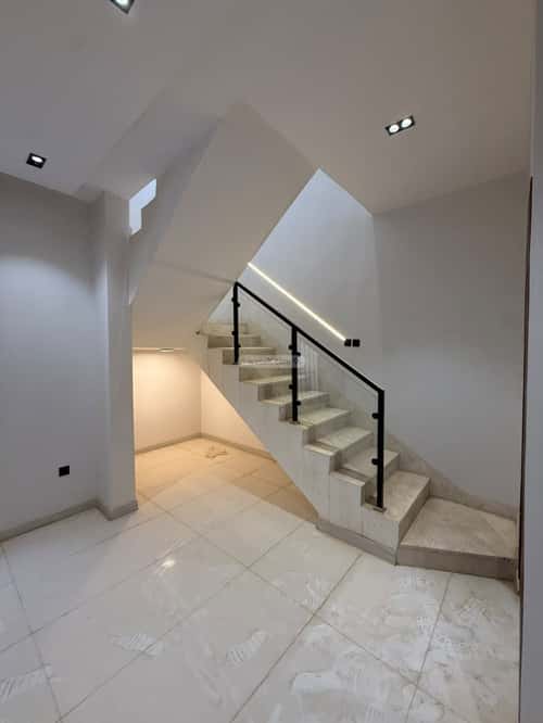 Apartment 187.67 SQM with 3 Bedrooms Al-Janadriyah, East Riyadh, Riyadh