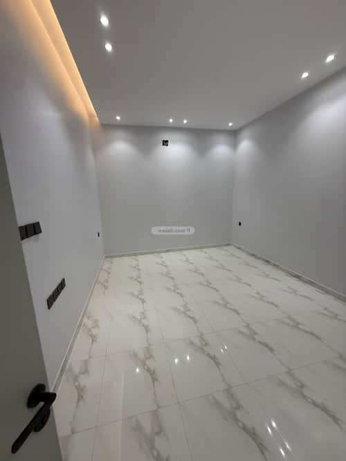 Floor 178.19 SQM with 3 Bedrooms Al-Aziziyah, South Riyadh, Riyadh