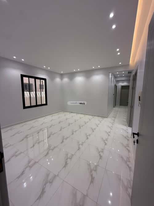 Floor 224.45 SQM with 6 Bedrooms Al-Aziziyah, South Riyadh, Riyadh