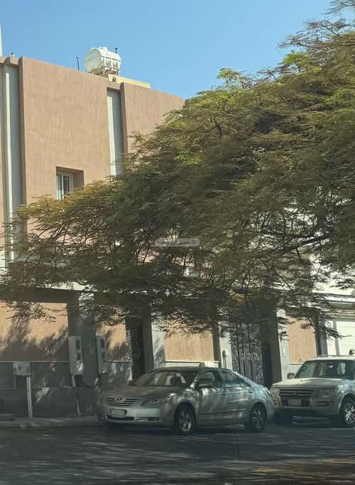 فيلا 206.28 متر مربع جنوبية غربية على شارع 10م حوايا الجنوبية، الطائف