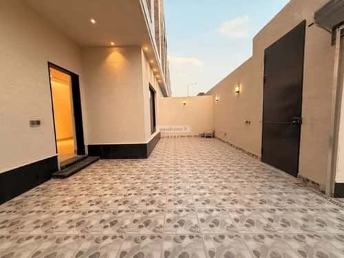 Villa 300 SQM Facing East on 15m Width Street Al-Muanisiyah, East Riyadh, Riyadh