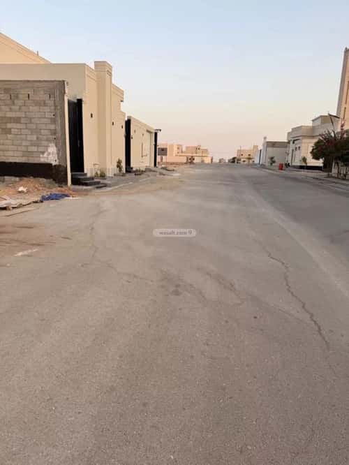 أرض 520.45 متر مربع غربية على شارع 15م الشقة، بريدة