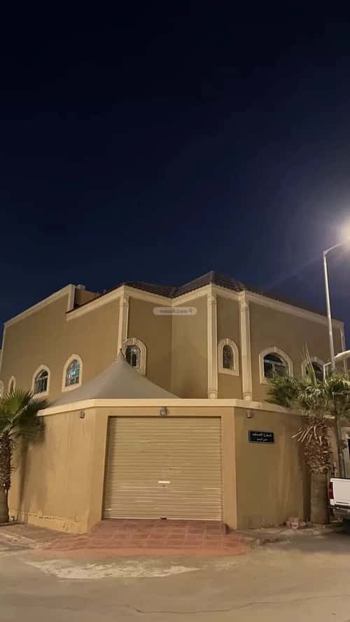 فيلا 450 متر مربع جنوبية شرقية على شارع 12م الربيع، شمال الرياض، الرياض