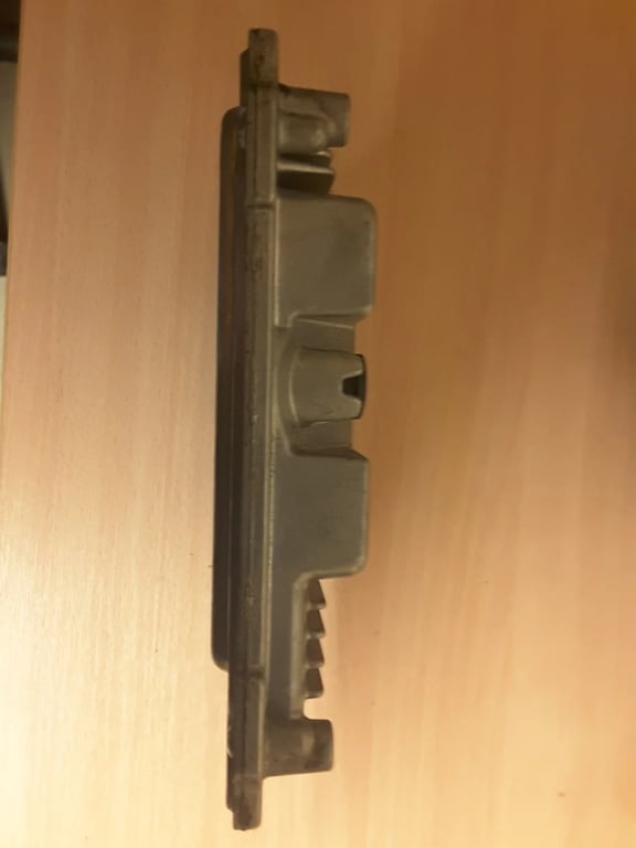 Audi ECU Motorsteuergerät 0281012246 8E090741AJ 8E0910401E