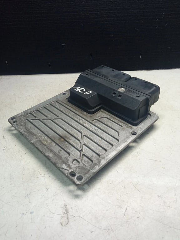 A2710107244 423F203J71 A2711534691 ECU for MB