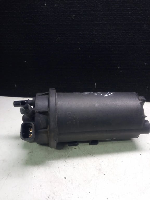 8200780965 6610972880 FUEL FILTER HOUSING