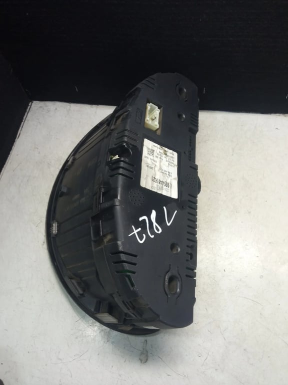 A9064469021 INSTRUMENT CLUSTER for MB