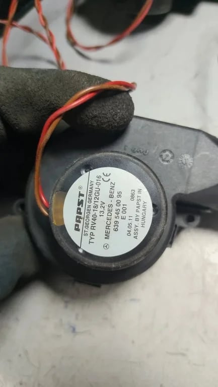 6395450095 3PCS MB COOLING MOTORS OF FUSE BOX
