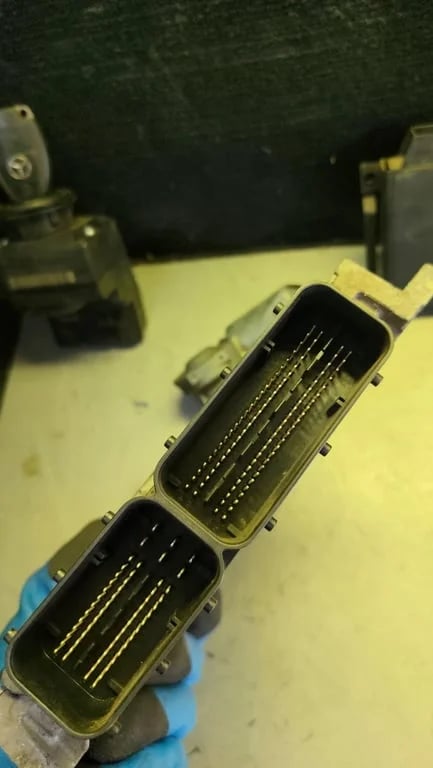 A6519000601 A0015455416 A9069008600 A0375456132 ECU for MB