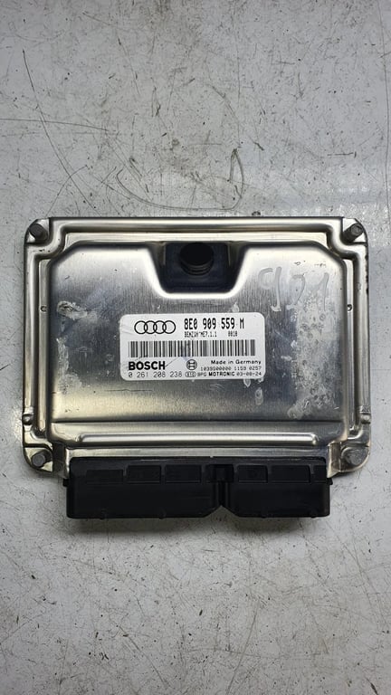 8E0909559M 0261208238 ECU for AUDI